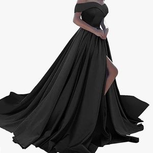 Yishaer Off the Shoulder Corset A-Line Black Wedding Ball Gown